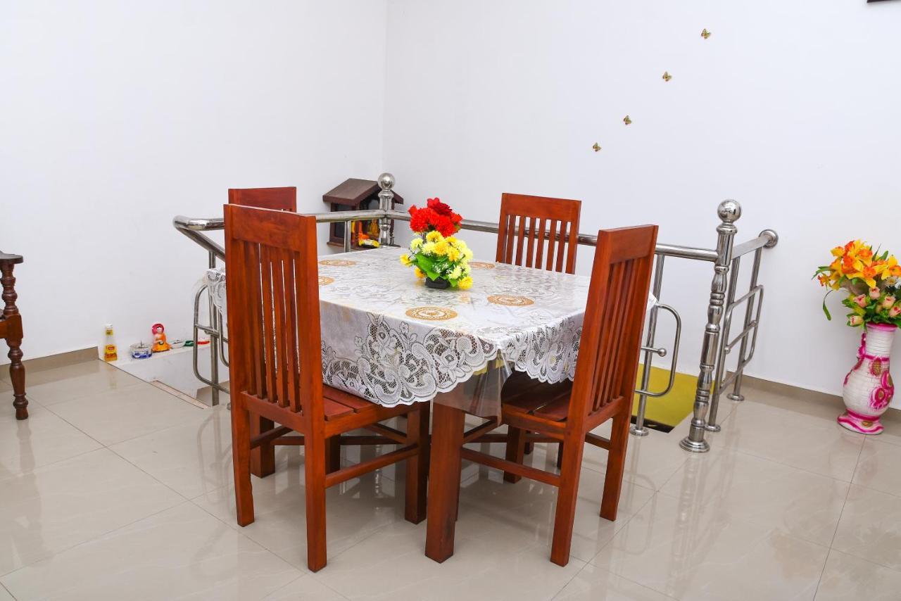 Rashmi Homestay Balapitiya Exterior photo
